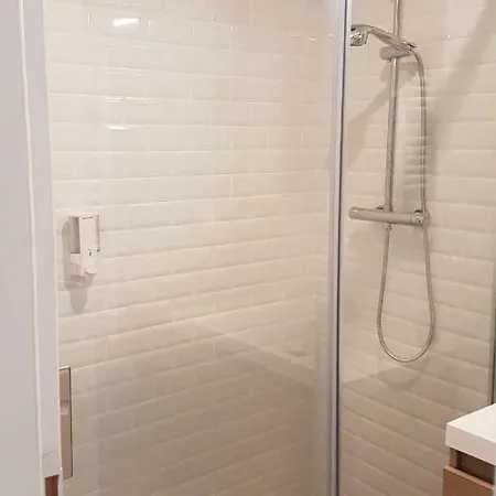 Les 3 Tours 2 * Каркассон