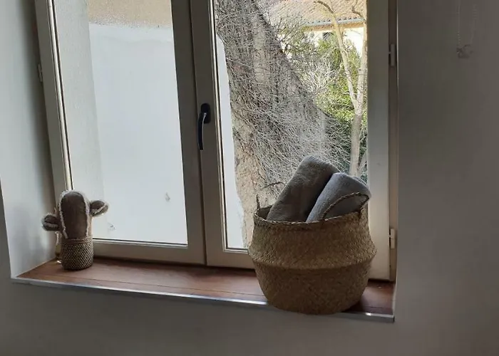 Les 3 Tours 2 * Carcasona